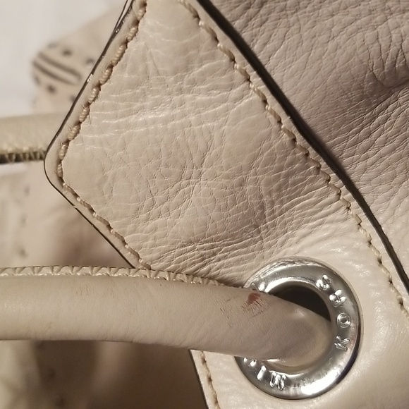 Women's Michael Kors Hobo Handbag; Cream and Silver; Size  18x14 with 8" Handles - Picture 12 of 12